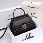 Diamond Grid Small Shoulder Bag