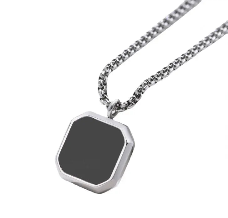 SMALING Black Square Necklace