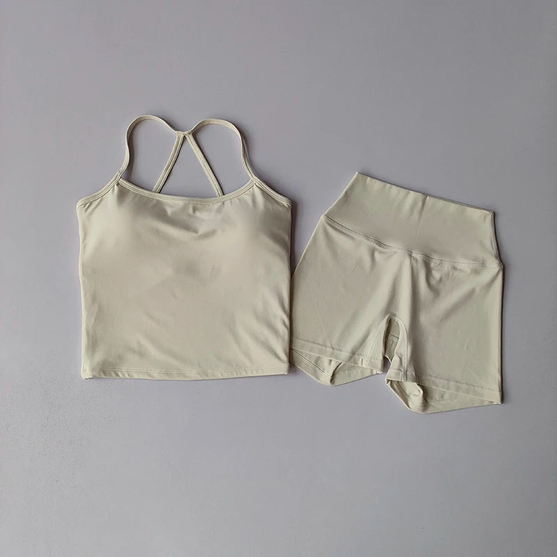 Everyday Solid Sleeveless True-To-Size Fit Two-Piece Yoga Set