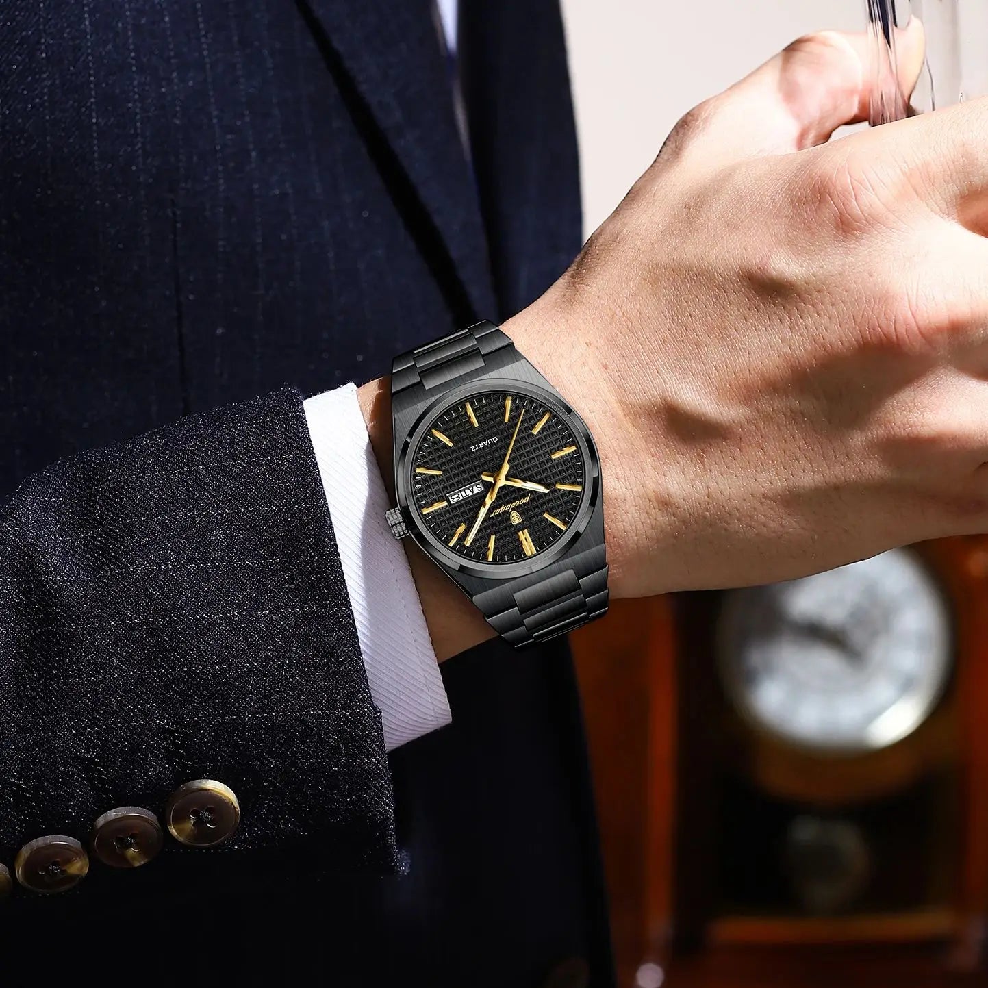 POEDAGAR Silver Steel Quartz Watch
