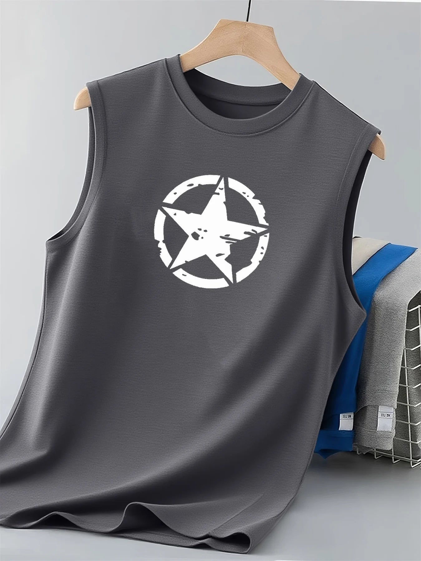 Five-Star Print Round-Neck Vest