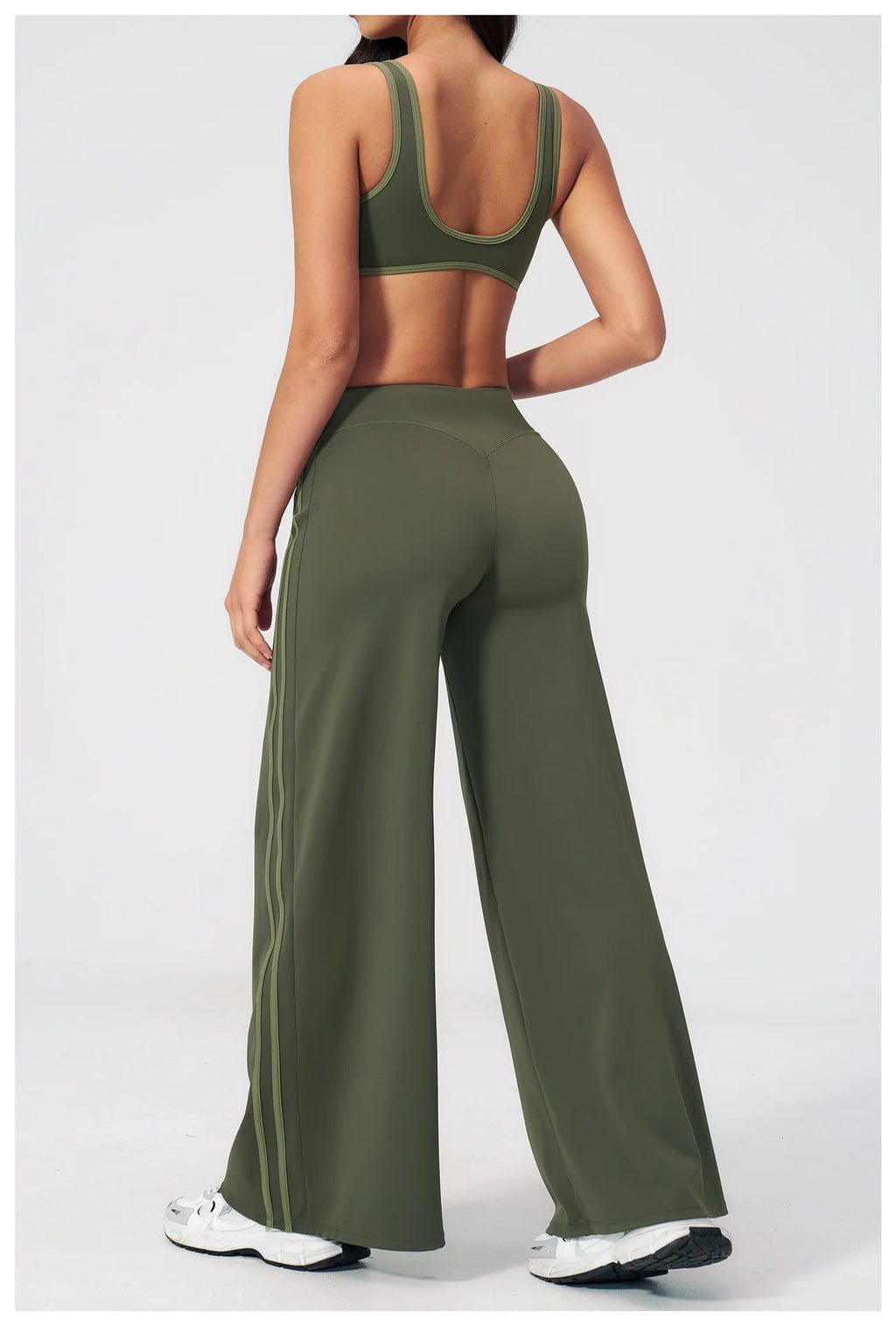 Nylon Striped Sleeveless True-To-Size Fit Two-Piece Yoga Set