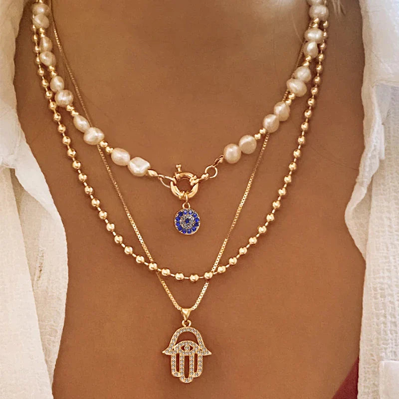 Women’s Hamsa Pendant Necklace