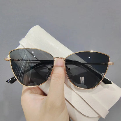 Stylish Retro Women Sunglasses