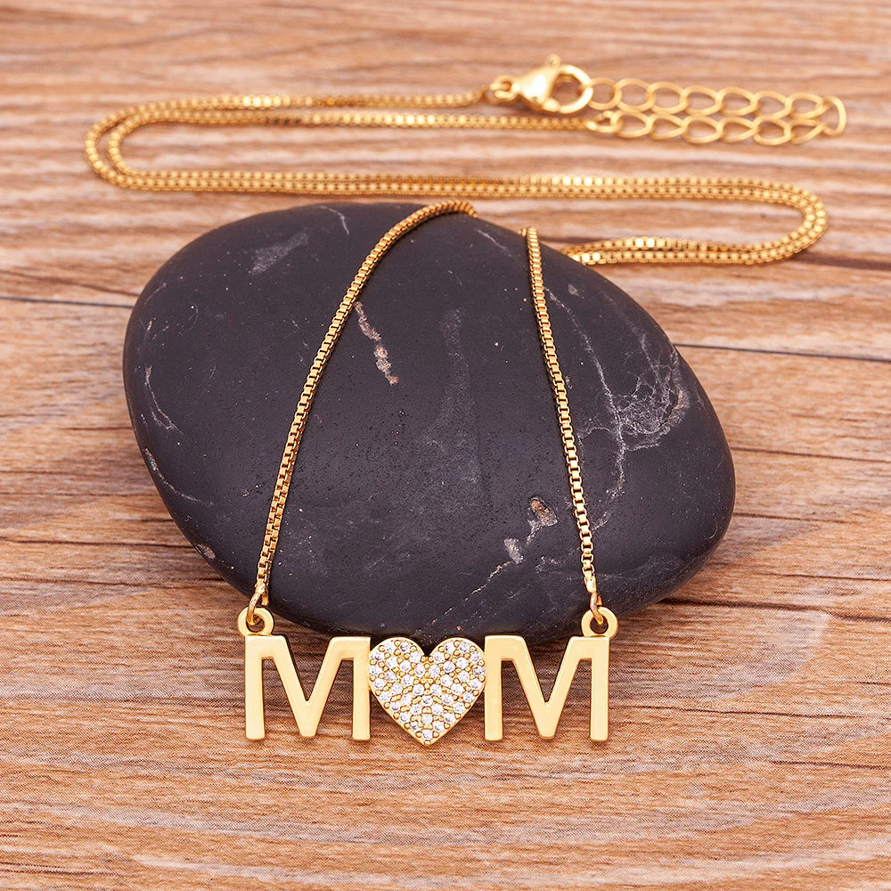 Zircon MOM Heart Necklace