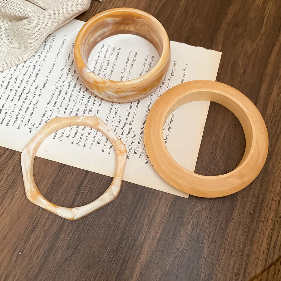 Vintage Wooden Round Bangle