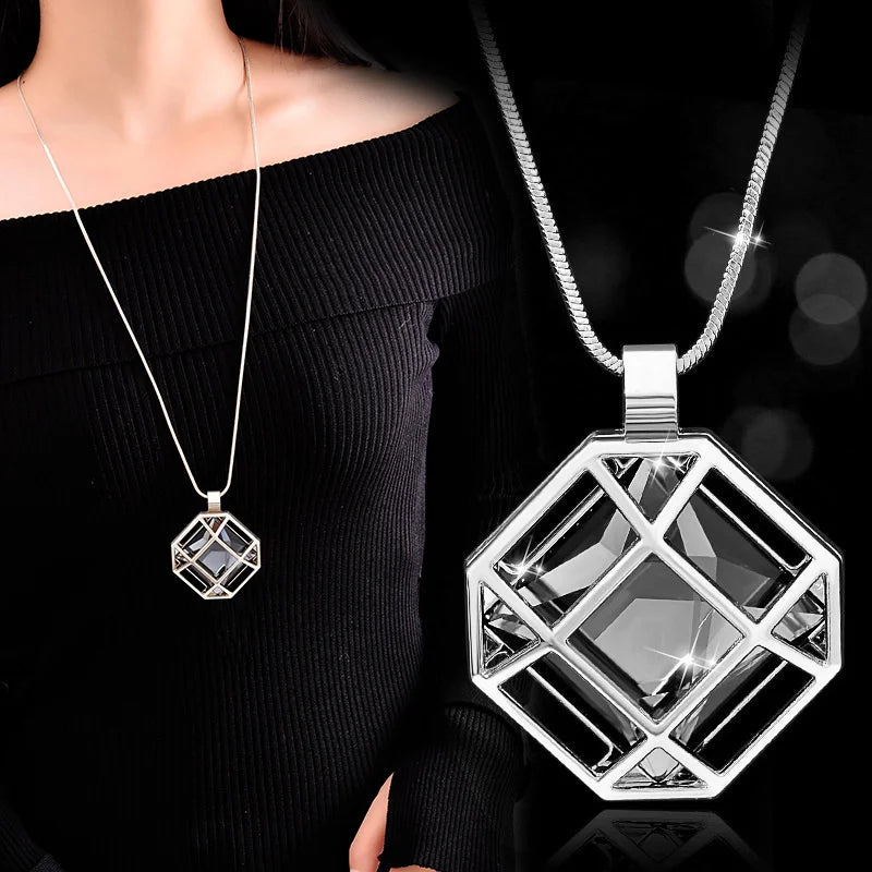 Women’s Long Pendant Necklace