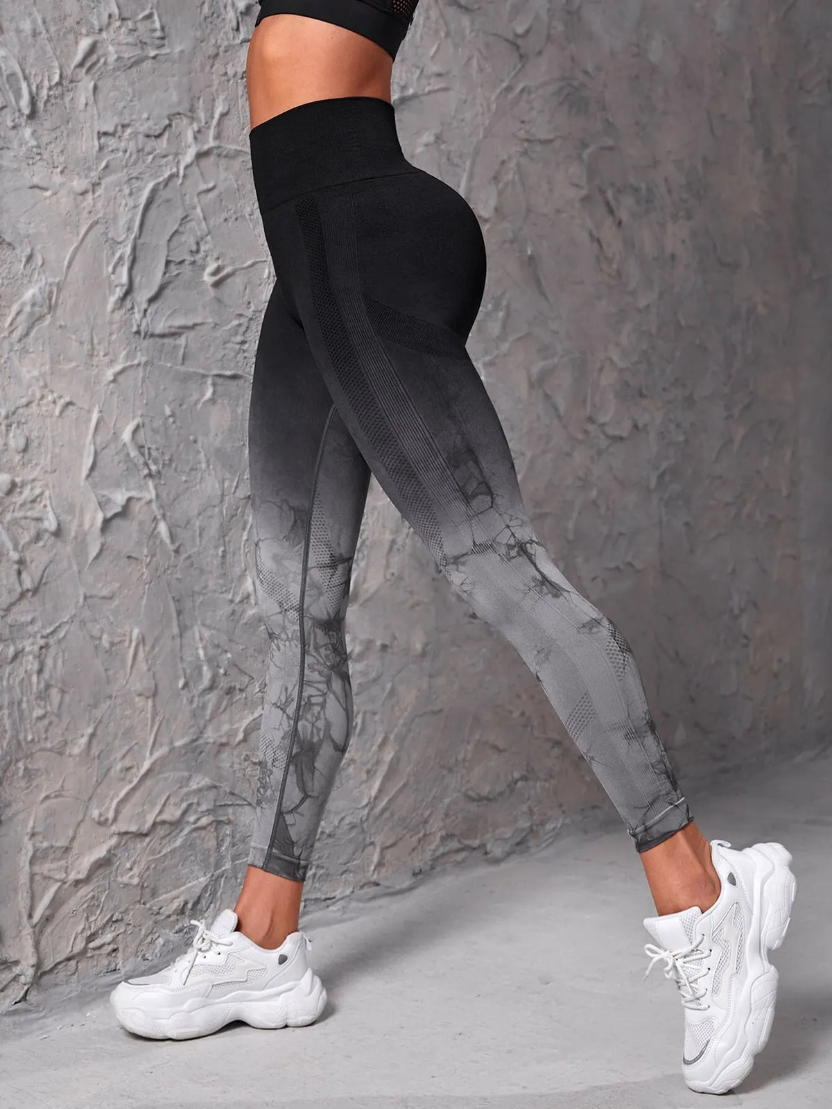 Seamless Scrunch Tie-Dye Joggers