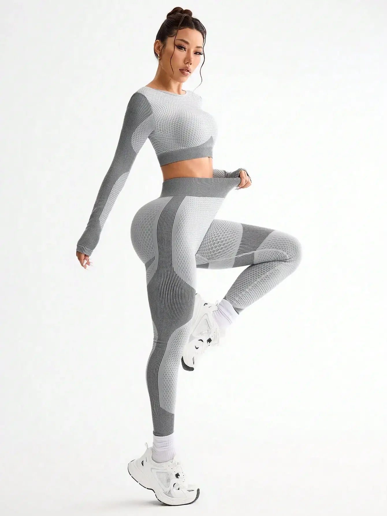 Polyester Striped Three-Quarter Sleeve Two-Piece Yoga Set